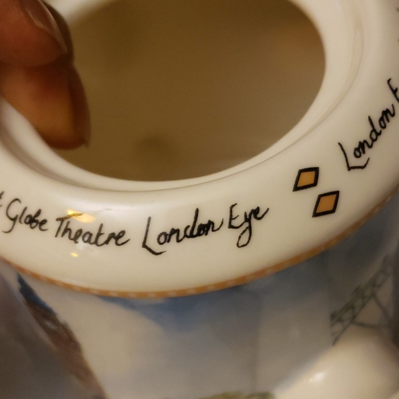 Arthur Wood Teapot and cover 1884 - Picture 6 of 8